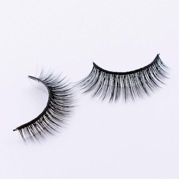 

wyuen natural long false eyelashes fake lashes makeup 3d faux mink eyelash extension for beauty 3d-111