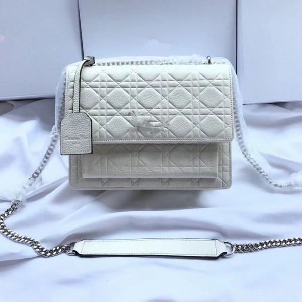 

luxurys designers bags classic fashion embossed letter handbag fashionshoulder bag with box
