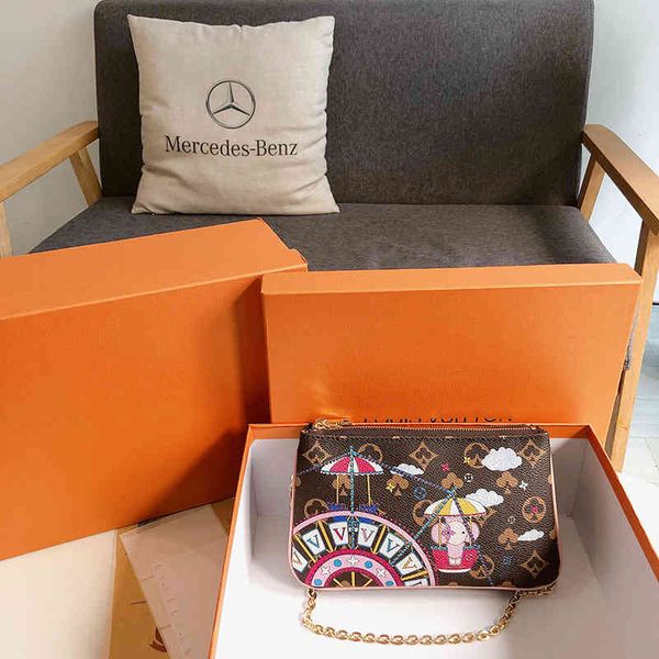 

2021 new style shoulder bag with chain print baguette for women pvc crossbody bags luxury designer purses and hand