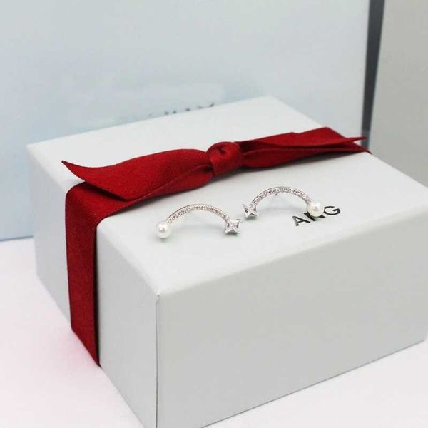 

hef jewelry factory smile balance pearl earrings female smiling face simple temperament earrings, Golden;silver