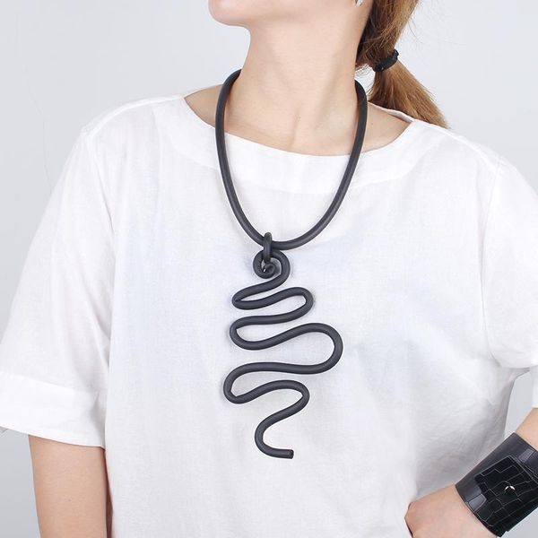 

pendant necklaces jid gothic snake shape necklace unusual black chain adjustable jewelry for women 2021 trend body decoration accessories, Silver