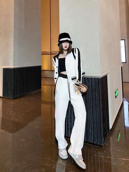 

women's two piece pants 2021 designer autumn winter woman's sets sports suits 2 pieces zipper coat + skinny gym rum hign-end suits, White