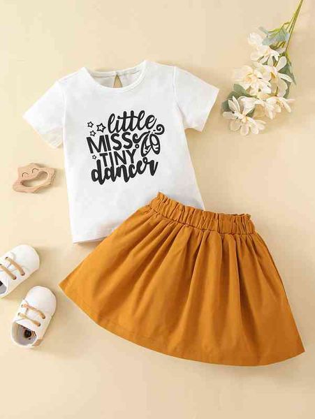 

baby star & slogan graphic tee & paperbag waist skirt she, Blue