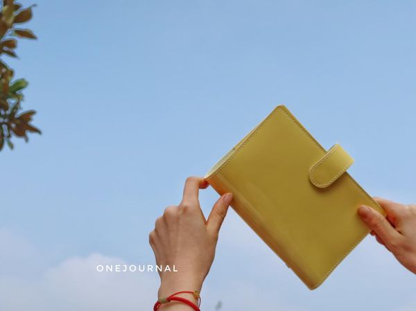 

onejournal a6 cover - rings briefcases