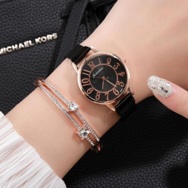 

fashion women alloy magnet watch casual ladies quartz wristwatch luxury female bracelet watches clocks wristwatches, Slivery;brown