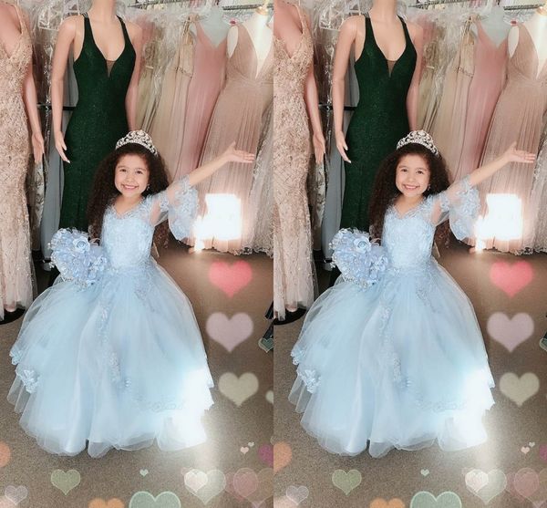 

2022 light blue juliet sleeves pageant dresses little girls lace applique v-neck princess special occasion dress toddlers, White;blue