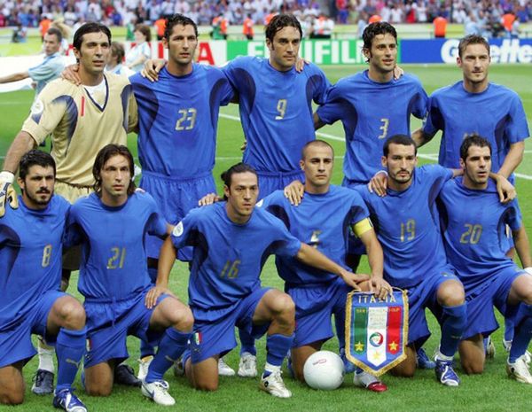 

retro soccer jersey 2006 world cup #10 totti #3 grosso #5 cannavaro short sleeve home blue soccer shirts #7del piero #21 pirlo #18 inzahji f, Black;yellow