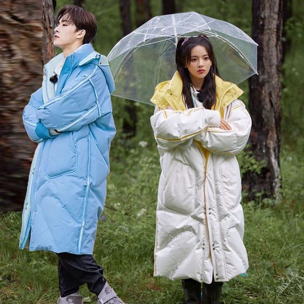

2021 winter new extreme challenge the same couple wear a thickened korean long knee down jacket on both sides, Black