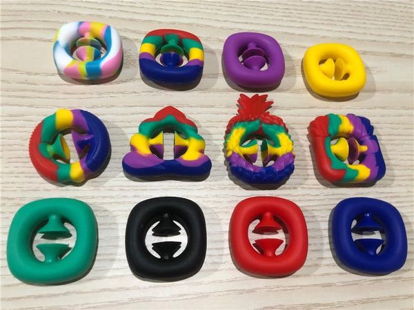 20 pçs Rainbow Snap Fidget Toys Grab Sensorial Silicone Anti Stress Hand Grip Toy Ball SnappersFidget Squeezy Decompression Ring Push Bubble Home