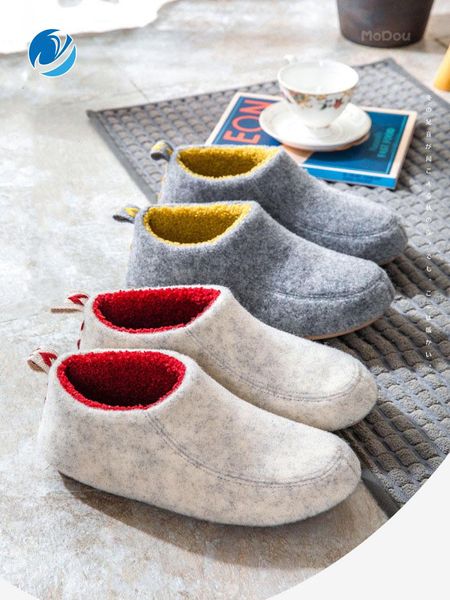 Pantofole Mo Dou Autunno Inverno Stile giapponese Casa Uomo Scarpe calde Suola spessa Camera da letto Tacco avvolto antiscivolo Donna Feltro