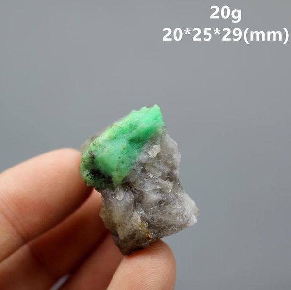 

special offer 100% natural green emerald mineral gem-grade crystal specimens stones and crystals quartz from china decorative objects & fig