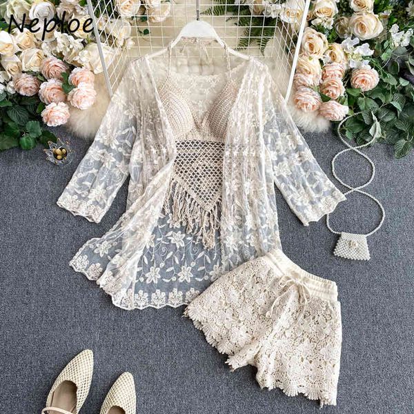 

neploe 3 piece set women lace long sleeve cardigan+hollow out tassel suspenders+elasticity lacing shorts knitting fashion suits 210423, White