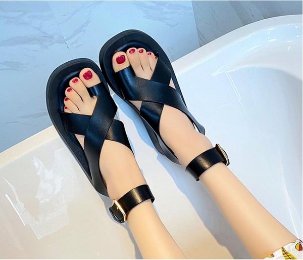 

sandals women summer beach fashion flats shoes 2021 sandal non-slip flat buckle black and white