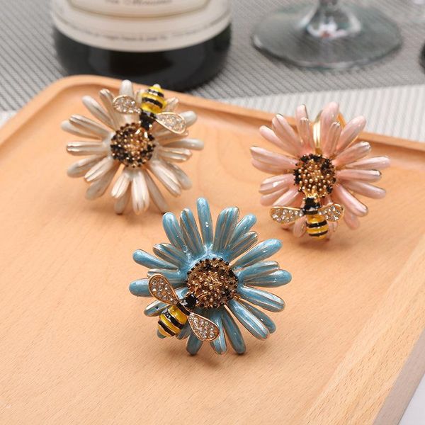 

/ pcs creative bee flower napkin buckle western style zinc alloy ring el model wholesale rings