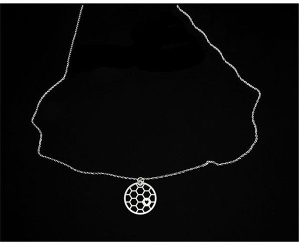 10 Stück Gold-Silber-Honigkamm-Bienenstock-Herz-Halskette, niedliche Waben-Bienenstock-Kreis-runde Halsketten, sechseckige Charm-Anhänger-Ketten-Halskette für Frauen, Damen und Mädchen
