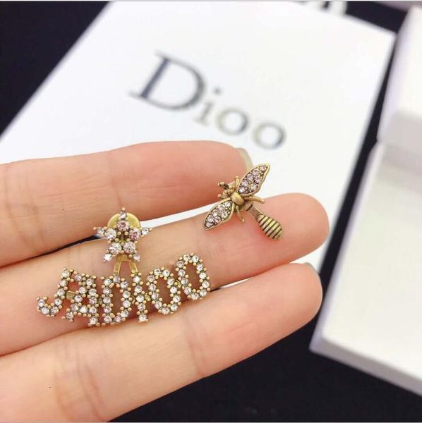 

70%off d family's new asymmetric bee tassel and earrings in 2021, Golden