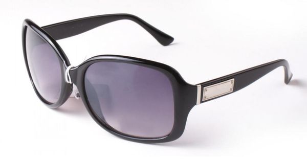 243 occhiali da sole da uomo dal design classico Moda Montatura ovale Rivestimento UV400 Lente Fibra di carbonio Gambe Stile estivo Occhiali con