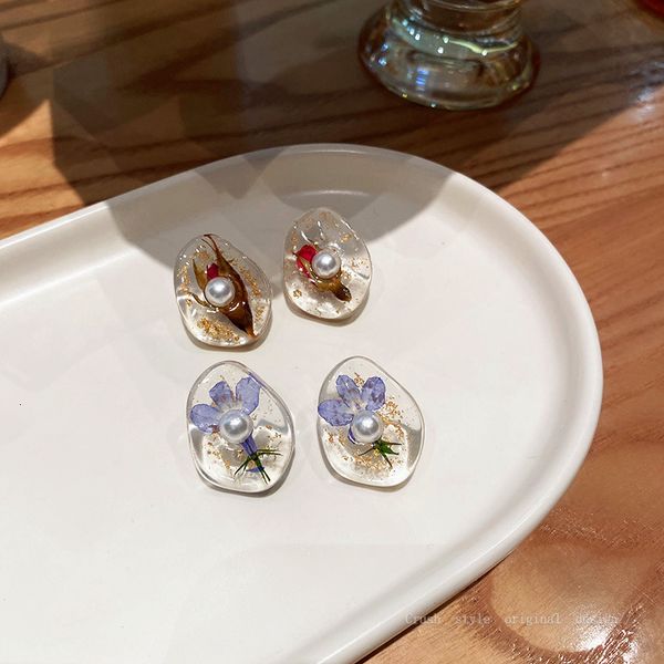 

925 silver needle pearl flower earrings designer east gate resin earrings women's fashion simple cold wind earrings, Golden