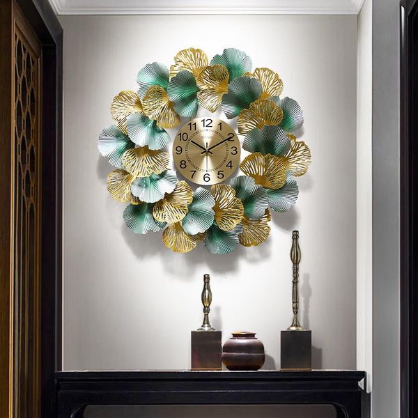 

wall clocks chinese wrought iron ginkgo leaf luxury decorative clock hanging crafts home livingroom club mural decoration