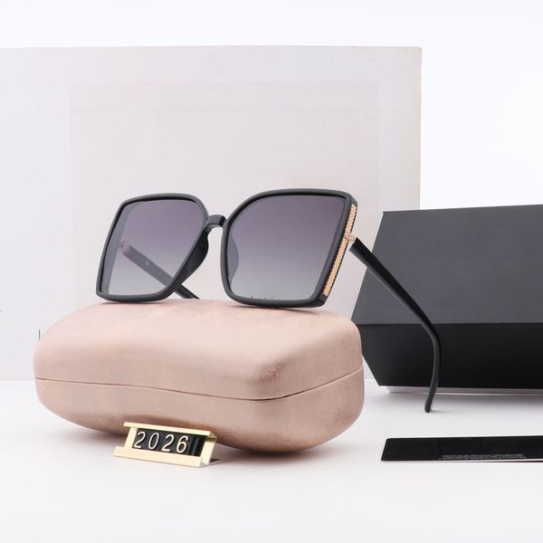 

2022 designer sunglasses fashion sunglasses for woman women luxury eyeglasses rhinestone mirror frame ultraviolet polarized uv400 gifts eyeg, White;black