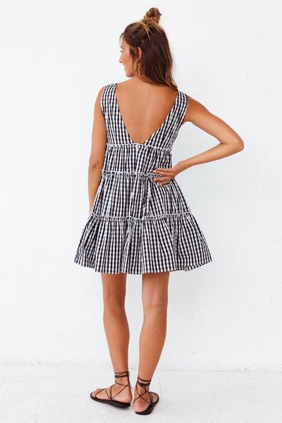 

new deep female v 2021 open summer back sleeveless plaid print dress, White;black