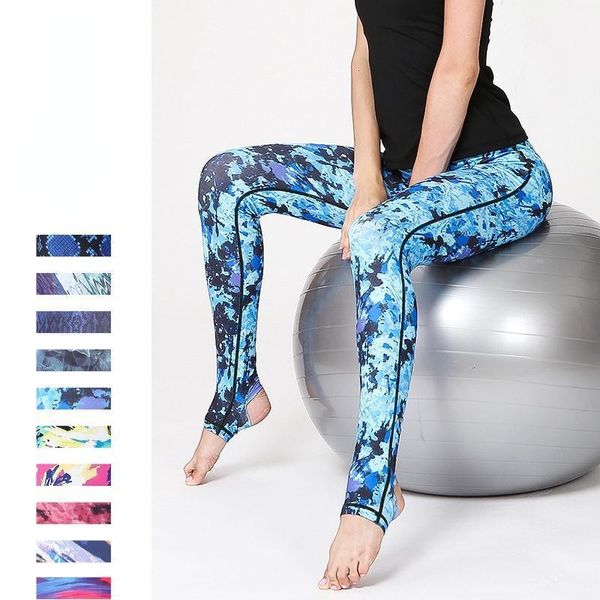 

yoga outfit 2021 pattern fashion digital printing sports pants women's running fitness capris