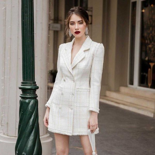 Женщины взлетно-посадочная полоса мода сексуальный длинный рукав двойной грудью зима знаменитость белый блейзер пальто дизайнерская пиджака 210527