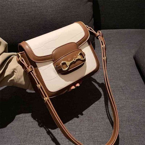 

2022 latest handbag factory store small square single shoulder leisure stone pattern women's bags