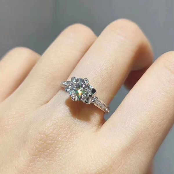 

cluster rings colife jewelry wedding ring for woman 1ct d color moissanite fashion 925 silver, Golden;silver