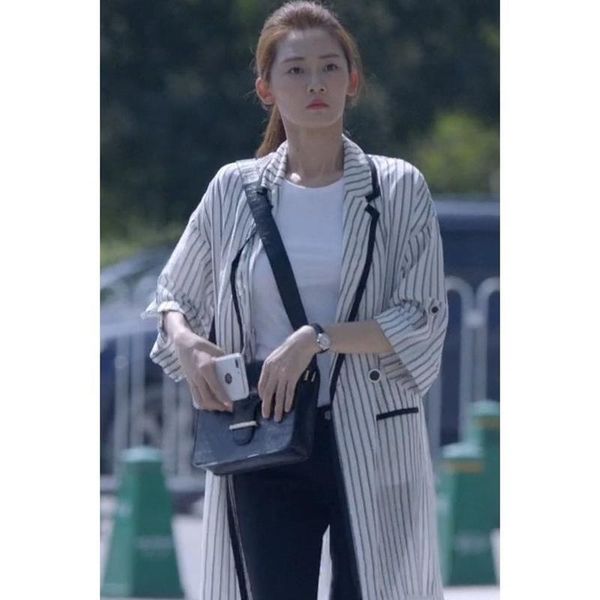 

women's trench coats 2021 spring and summer star same miao sun shu stripe thin coat fashion versatile double breasted windbreaker, Tan;black