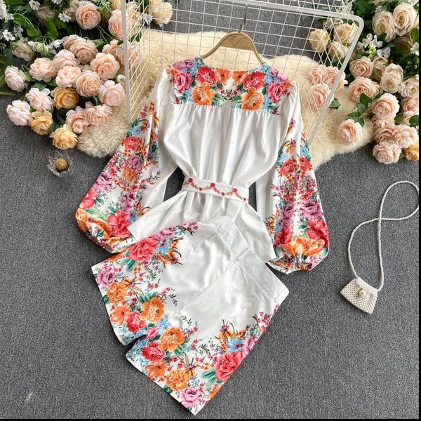 

spring arrivals print v women dress neck puff sleeve single breasted shirt wide leg shorts vintage two piece set outfits, White