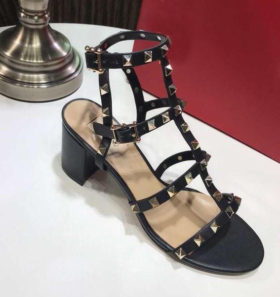 

sandals summer european thin straps cross rivets thick leather high heels sandals with dus wtv4, Black