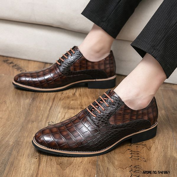 

gentleman retro pointed crocodile-embossed flats oxford shoes men casual loafers formal dress footwear sapatos tenis masculino, Black