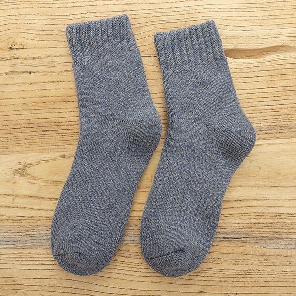 

do7O men's and cotton autumn and winter pure color plush men's thickened terry socks sleeping socks, Black