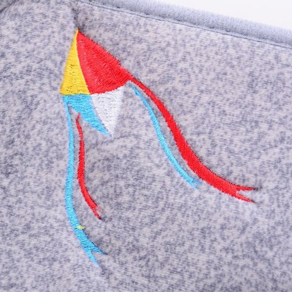 

uqp weishuo four seasons embroidery cartoon stickers embroidered cushion zipper toilet seat cushion zipper with handle hook toilet cover