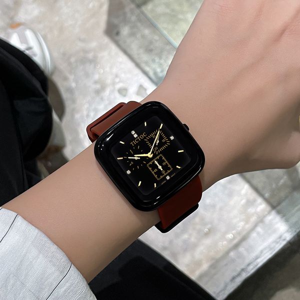 

2021 new silicone tictoc three eye fashion neutral watch trend black temperament women's watch, Slivery;brown