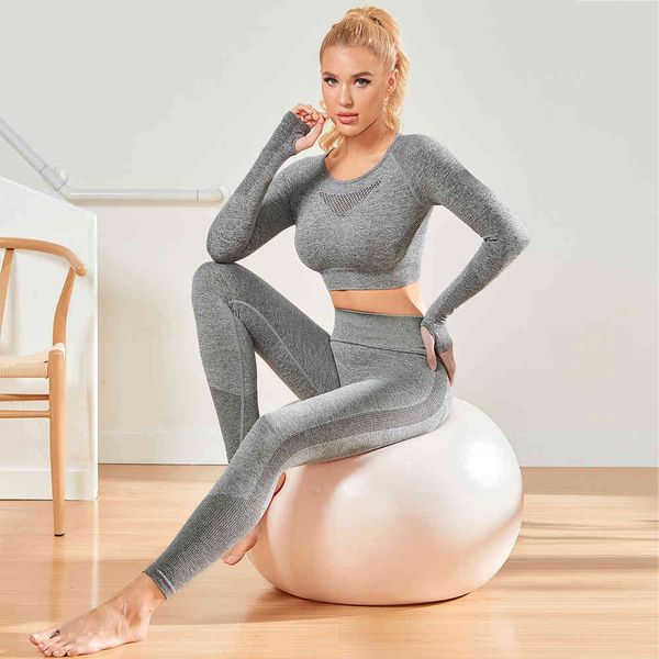 

selling new sports tight running breathable yoga suit long sleeve, Gray