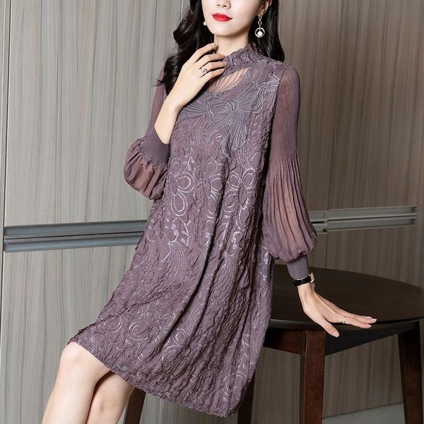 

dress early spring 2021 european and american fashion heavy industry embroidery lantern sleeve loose thin casual dresses, Black;gray