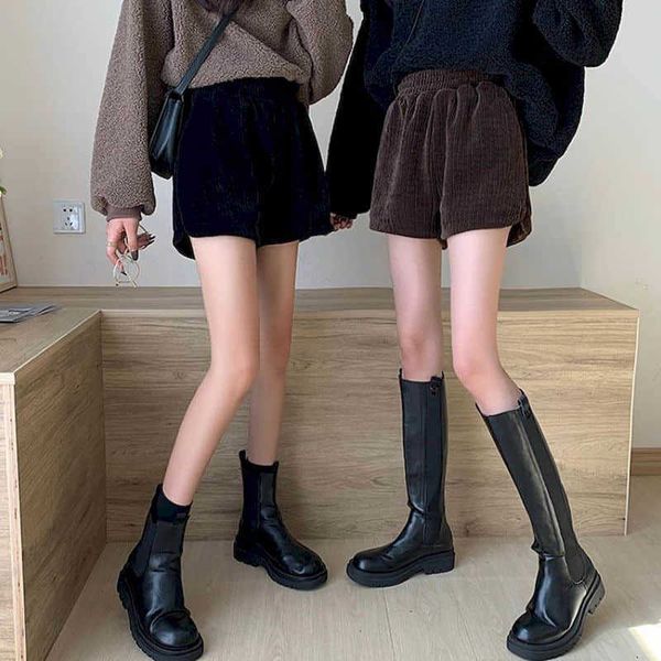 Hohe Taille schwarze lässige Shorts Frauen Herbst Winter koreanische Cordstiefel Hosen westlichen Stil Allgleiches weites Bein 210526