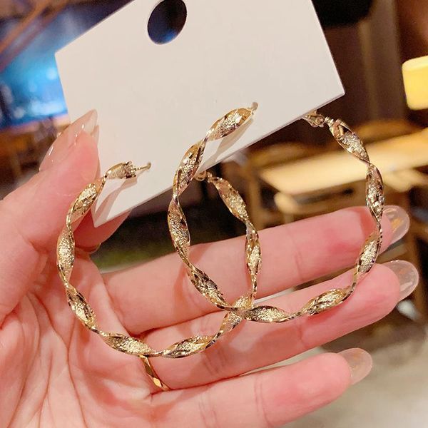 

hoop & huggie exquisite korean punk fashion vintage metal twist circle earrings for women girls party hip hop jewelry ss1168, Golden;silver