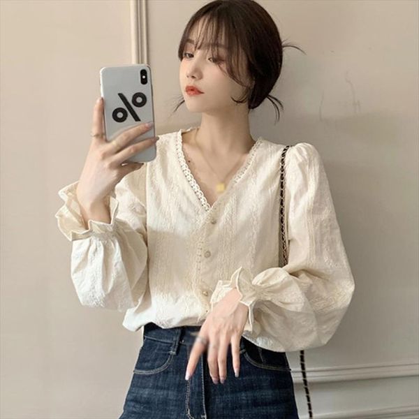 

fashion autumn v neck women shirts lace splicing sweet single breasted long sleeve blouse1, White
