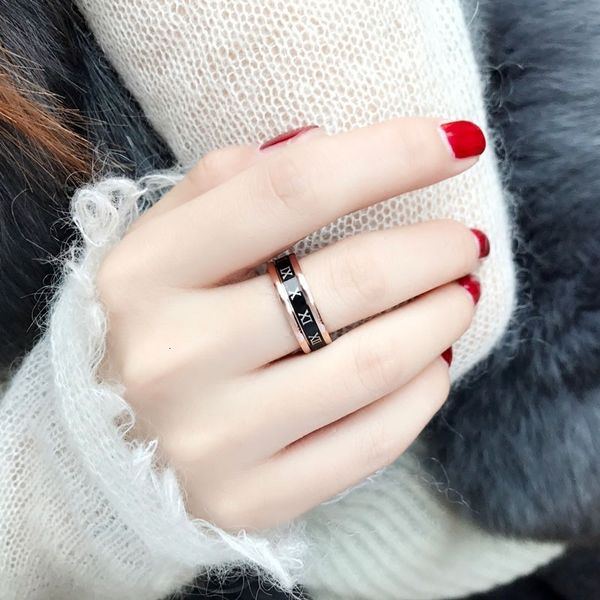 

japanese and korean fashion roman rotation ring rose gold does not fade, Silver