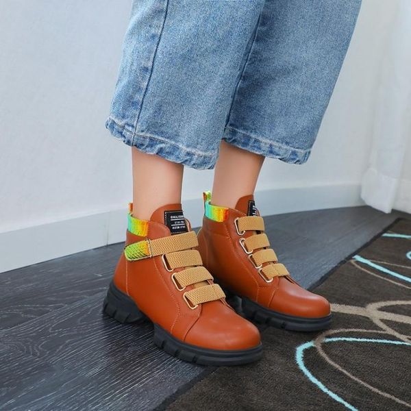 

boots of 2021 fashion and personality in spring autumn, Black