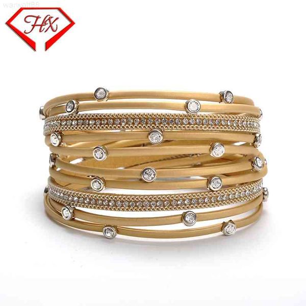

luxury leather magnet buckle diamond pv multilayer designer jewelrymen bracelets, Golden;silver