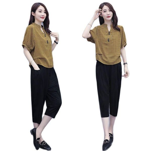 

women's two piece pants single/set women 2021summer large size two-piece short-sleeved plaid t-shirt loose cropped harem female suit, White