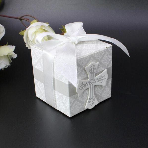 

gift wrap 5.3*5.3*5.4cm small white paper box chocolate packing folding cross wedding favor boxes candy 50pcs