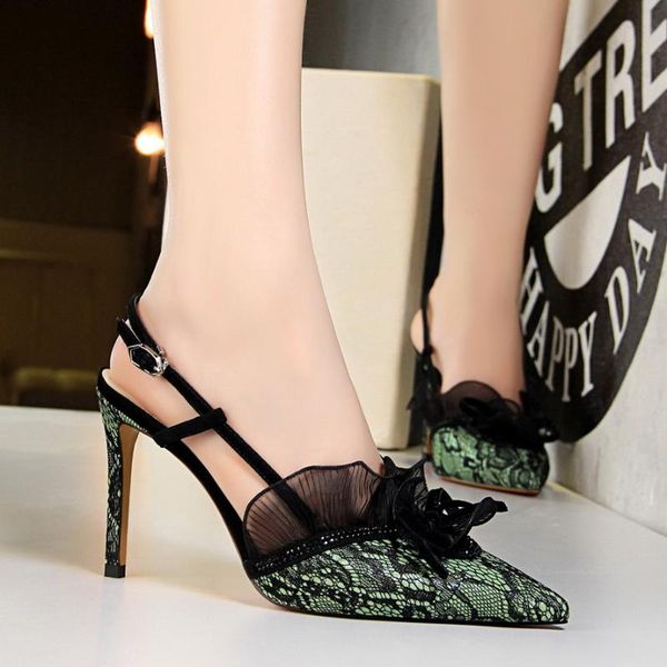 

lace flower women's shoes pointed stiletto baotou sandals, Black