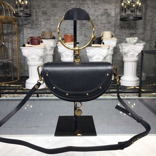 

7a+designers new style women bags 230087 adopt half moon shape cutting add a metal ring hand carry one shoulder genuine leather plain fashio