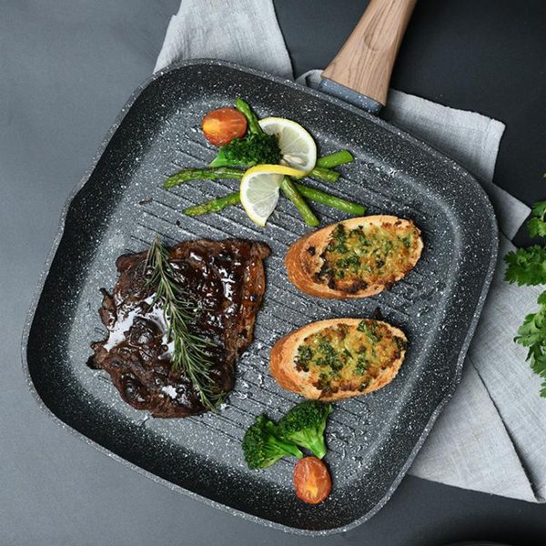 

steak frying pan with stripe bottom and non-stick gas stove suitable for square pans