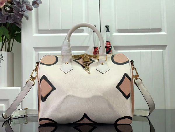 

m45828 speedy bandouliere 25 handbag pochette felicie shoulder bag print with a striking hand-painted look the classic shape purses messenge